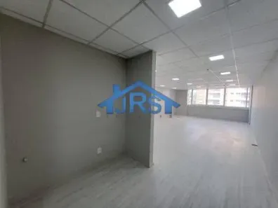 Sala Comercial à venda, 68m² no Dezoito do Forte Empresarial/Alphaville., Barueri