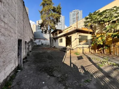 Lote/Terreno para alugar, 335m² no Vila Andrade, São Paulo
