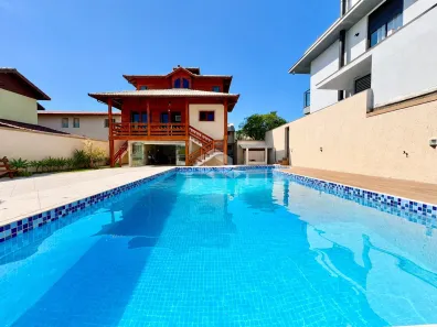 Casa com 3 Quartos à venda, 265m² no Campeche, Florianópolis
