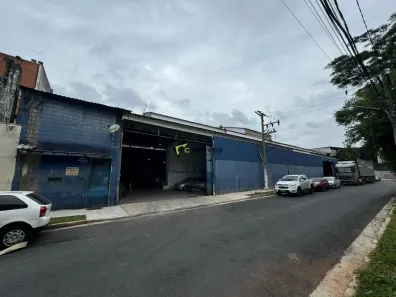Galpão/Depósito/Armazém à venda, 2515m² no Jardim Pereira Leite, São Paulo