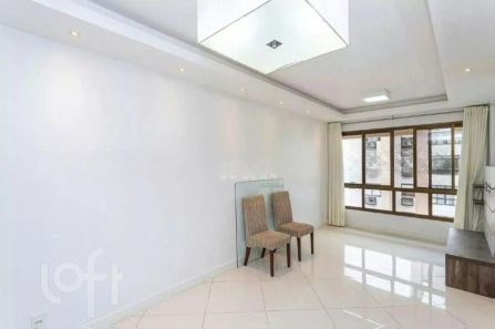 Apartamento com 2 Quartos à venda, 67m² no Passo da Areia, Porto Alegre