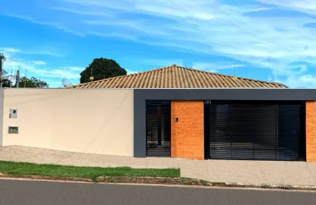Casa com 3 Quartos à venda, 205m² no Jardim Montevidéu, Campo Grande