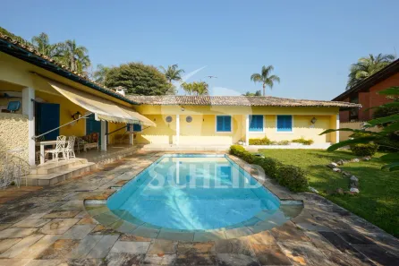 Casa com 3 Quartos à venda, 250m² no Jardim Guarapiranga, São Paulo