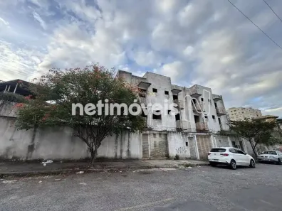 Casa com 15 Quartos à venda, 862m² no Água Branca, Contagem