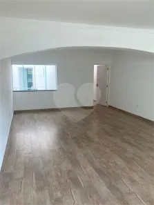 Sobrado com 4 Quartos à venda, 340m² no Ipiranga, São Paulo