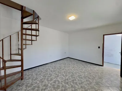 Casa com 2 Quartos para alugar, 80m² no Jardim Pinhal, Guarulhos