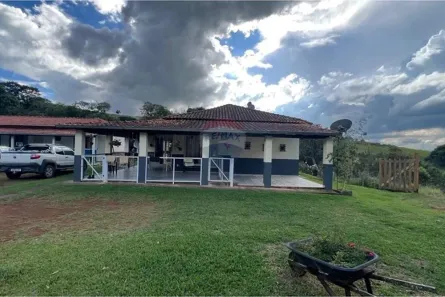 Fazenda/Sítio com 6 Quartos à venda, 30560m² no Caldas, Caldas