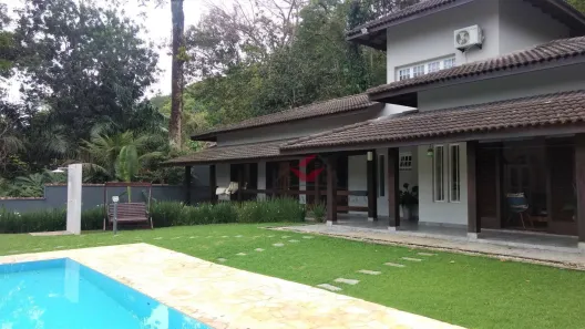 Sobrado com 5 Quartos à venda, 400m² no Tabatinga, Caraguatatuba