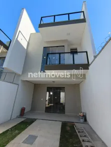 Casa com 2 Quartos à venda, 110m² no Bom Retiro, Betim
