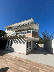 Casa com 7 Quartos à venda, 456m² no Camboinhas, Niterói