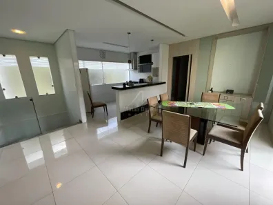 Casa com 5 Quartos à venda, 532m² no Nova Floresta, Belo Horizonte