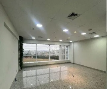 Sala Comercial para venda ou aluguel, 41m² no Green Valley Alphaville, Barueri