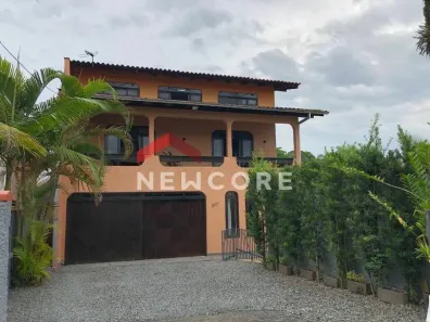 Casa com 3 Quartos à venda, 280m² no Floresta, Joinville