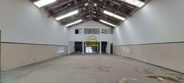 Galpão/Depósito/Armazém à venda, 410m² no Bonsucesso, Rio de Janeiro