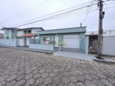 Galpão/Depósito/Armazém para alugar, 180m² no Centro, Palhoça