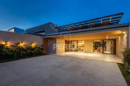Casa com 4 Quartos à venda, 334m² no Vila Vilas Boas, Campo Grande