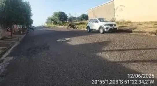 Casa com 2 Quartos à venda, 100m² no Centro, Andradina