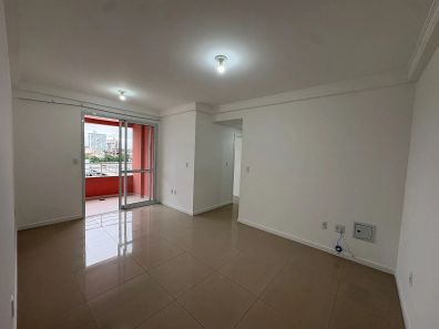 Apartamento com 3 Quartos à venda, 82m² no Barreiros, São José