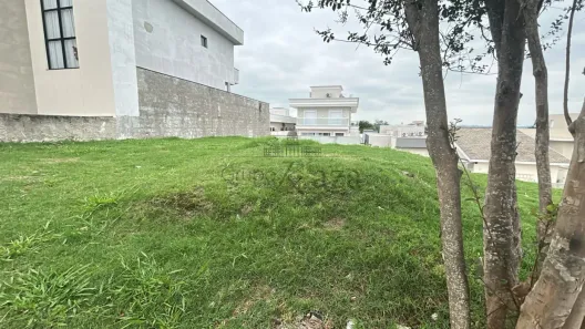 Lote/Terreno à venda, 250m² no Jardim Residencial Golden Park, Jacareí