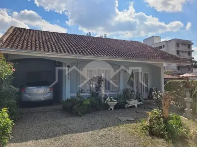 Casa com 2 Quartos à venda, 130m² no Saguaçu, Joinville