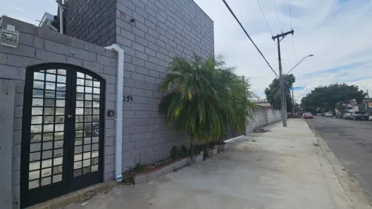 Sala Comercial para alugar, 350m² no Chácaras Reunidas, São José dos Campos