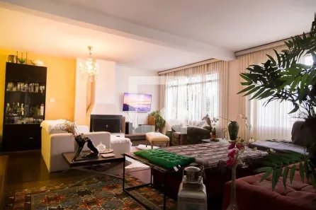 Casa com 6 Quartos à venda, 290m² no Vila do Encontro, São Paulo
