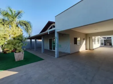 Casa de Condomínio com 2 Quartos à venda, 228m² no Terra das Águas, São Pedro