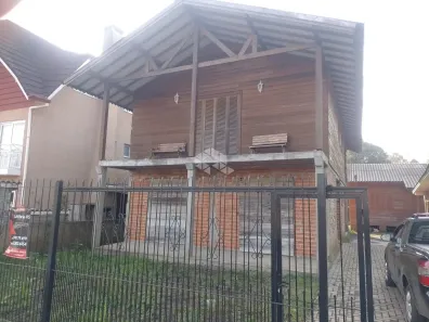 Casa com 5 Quartos à venda, 100m² no Santa Terezinha, Canela