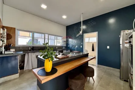 Casa de Condomínio com 4 Quartos à venda, 312m² no Parque Residencial Nova Holanda, Holambra