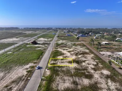 Lote/Terreno à venda, 300m² no , Balneário Gaivota