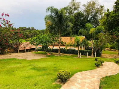 Fazenda/Sítio com 4 Quartos à venda, 400m² no Capela do Alto, Capela do Alto