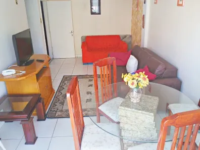 Apartamento com 2 Quartos para alugar, 80m² no Centro, Balneário Camboriú