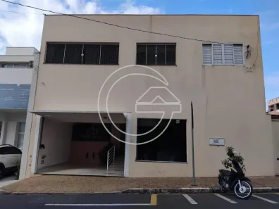 Imóvel Comercial com 3 Quartos à venda, 286m² no Centro, Marília