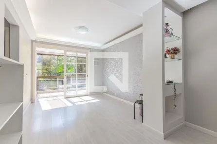 Apartamento com 2 Quartos à venda, 68m² no Jardim do Salso, Porto Alegre