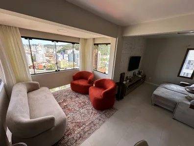 Apartamento com 3 Quartos à venda, 135m² no Centro, Itajaí