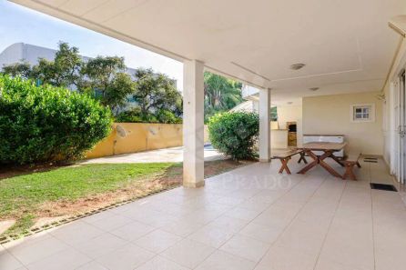 Casa com 7 Quartos à venda, 492m² no Candelária, Natal