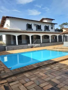 Casa com 5 Quartos para alugar, 292m² no Santa Maria, Uberaba