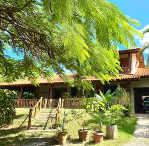 Casa com 4 Quartos para alugar, 271m² no Campeche, Florianópolis