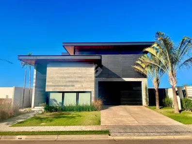 Casa de Condomínio com 3 Quartos à venda, 350m² no Condomínio Florais Itália, Cuiabá