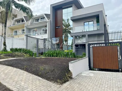 Casa com 3 Quartos à venda, 280m² no Santo Inácio, Curitiba