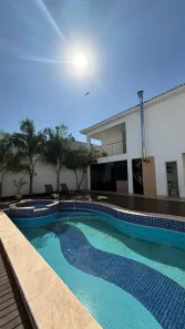 Sobrado com 4 Quartos para alugar, 400m² no Condomínio Belvedere, Cuiabá