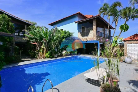 Casa com 5 Quartos à venda, 402m² no Centro, Peruíbe