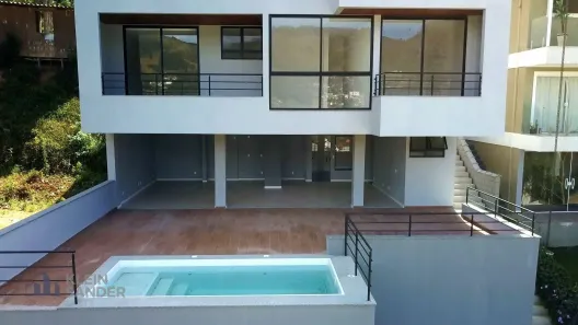 Casa de Condomínio com 3 Quartos à venda, 391m² no Cônego, Nova Friburgo