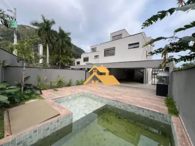 Casa de Condomínio com 4 Quartos à venda, 350m² no Camburi, São Sebastião