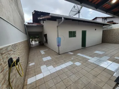 Casa com 4 Quartos para alugar, 230m² no Dom Bosco, Itajaí