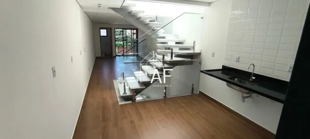 Sobrado com 4 Quartos à venda, 173m² no Parque Peruche, São Paulo