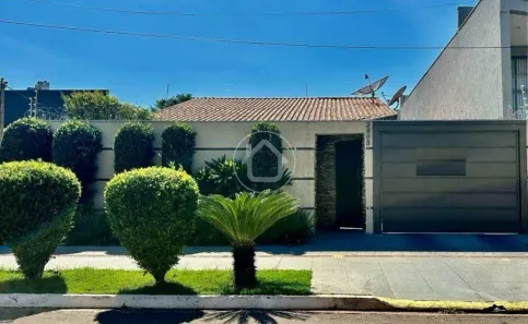 Casa com 3 Quartos à venda, 184m² no Carandá Bosque, Campo Grande