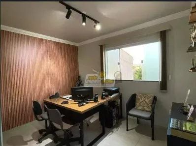 Casa com 4 Quartos à venda, 155m² no Conjunto Cássio Rezende, Uberaba