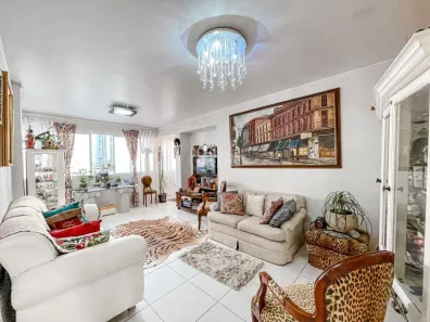 Apartamento com 3 Quartos à venda, 100m² no Centro, Balneário Camboriú