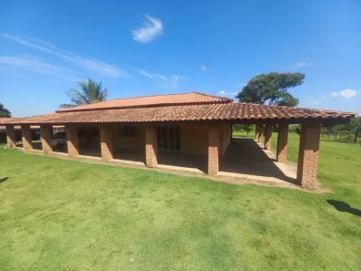 Fazenda/Sítio com 3 Quartos à venda, 240m² no Jardim Lagoa Nova, Limeira